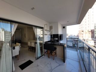 APARTAMENTO NO CENTRO DE ITAPEMA Á 200 METROS DO MAR