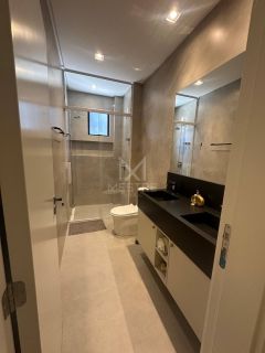 APARTAMENTO 03 SUÍTES EM MEIA PRAIA ITAPEMA