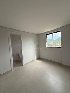 APARTAMENTO Á 500 METROS DO MAR EM PORTO BELO