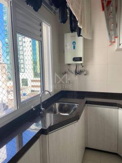 COBERTURA COM VISTA MAR À VENDA NO CENTRO DE ITAPEMA