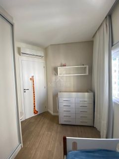 COBERTURA COM VISTA MAR À VENDA NO CENTRO DE ITAPEMA