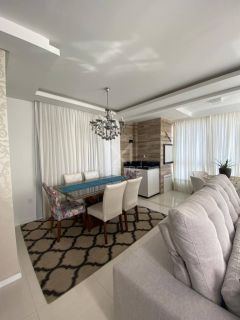 COBERTURA COM VISTA MAR À VENDA NO CENTRO DE ITAPEMA