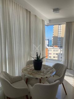 COBERTURA COM VISTA MAR À VENDA NO CENTRO DE ITAPEMA