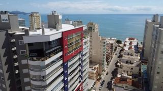 APARTAMENTO QUADRA MAR COM COM 04 SUÍTES À VENDA NA MEIA PRAIA