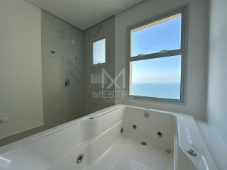 APARTAMENTO ALTO PADRÃO QUADRA MAR COM 04 SUÍTES À VENDA NA MEIA PRAIA