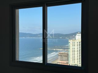 APARTAMENTO ALTO PADRÃO QUADRA MAR COM 04 SUÍTES À VENDA NA MEIA PRAIA
