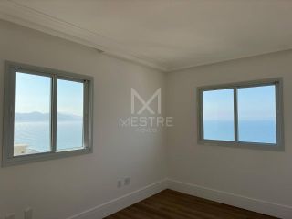 APARTAMENTO ALTO PADRÃO QUADRA MAR COM 04 SUÍTES À VENDA NA MEIA PRAIA