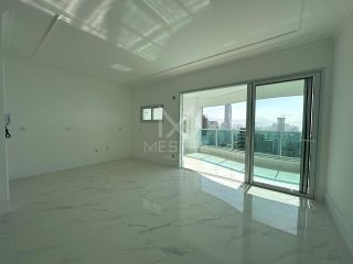 APARTAMENTO ALTO PADRÃO QUADRA MAR COM 04 SUÍTES À VENDA NA MEIA PRAIA