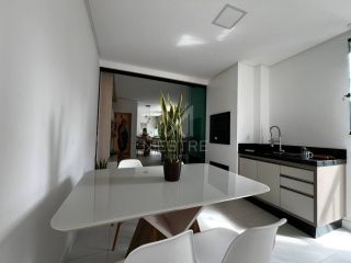 APARTAMENTO MOBILIADO COM 03 SUÍTES Á VENDA NA MEIA PRAIA