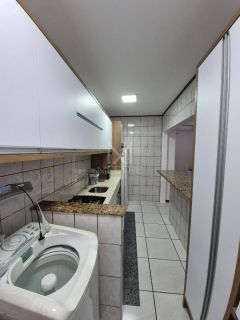 APARTAMENTO QUADRA MAR COM 02 DORMITÓRIOS DISPONÍVEL PARA LOCAÇÃO ANUAL