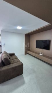 APARTAMENTO MOBILIADO COM 03 SUÍTES PARA LOCAÇÃO ANUAL