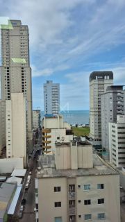 APARTAMENTO MOBILIADO COM 03 SUÍTES PARA LOCAÇÃO ANUAL