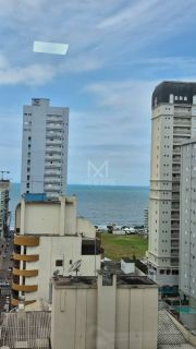 APARTAMENTO MOBILIADO COM 03 SUÍTES PARA LOCAÇÃO ANUAL