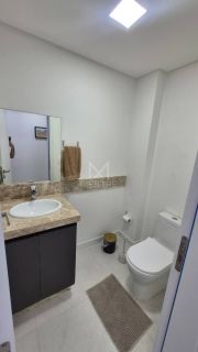 APARTAMENTO MOBILIADO COM 03 SUÍTES PARA LOCAÇÃO ANUAL