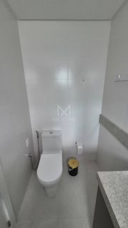 APARTAMENTO MOBILIADO COM 03 SUÍTES PARA LOCAÇÃO ANUAL