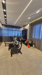 APARTAMENTO MOBILIADO COM 03 SUÍTES PARA LOCAÇÃO ANUAL