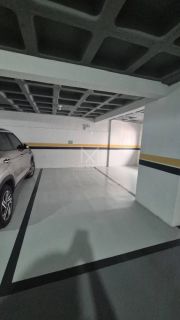 APARTAMENTO MOBILIADO COM 03 SUÍTES PARA LOCAÇÃO ANUAL