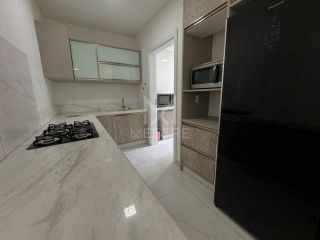 APARTAMENTO AMPLO COM 3 SUÍTES NO CORAÇÃO DA MEIA PRAIA