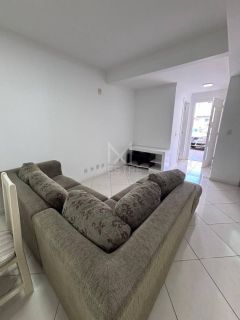 SOBRADO EM CONDOMÍNIO FECHADO NO PEREQUÊ