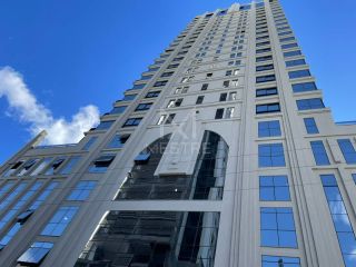 OPORTUNIDADE DE FLAT NA QUADRA DO MAR EM MEIA PRAIA