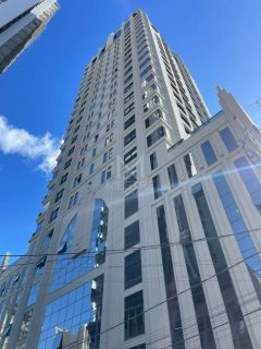 OPORTUNIDADE DE FLAT NA QUADRA DO MAR EM MEIA PRAIA