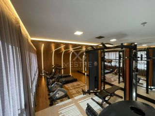 OPORTUNIDADE DE FLAT NA QUADRA DO MAR EM MEIA PRAIA