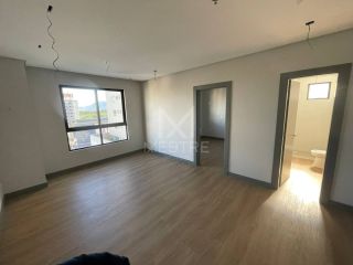 OPORTUNIDADE DE FLAT NA QUADRA DO MAR EM MEIA PRAIA