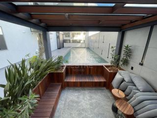 OPORTUNIDADE DE FLAT NA QUADRA DO MAR EM MEIA PRAIA