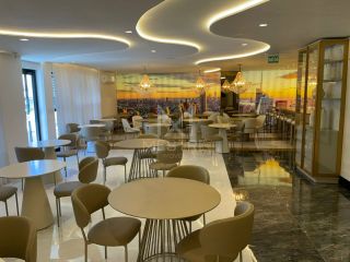 OPORTUNIDADE DE FLAT NA QUADRA DO MAR EM MEIA PRAIA