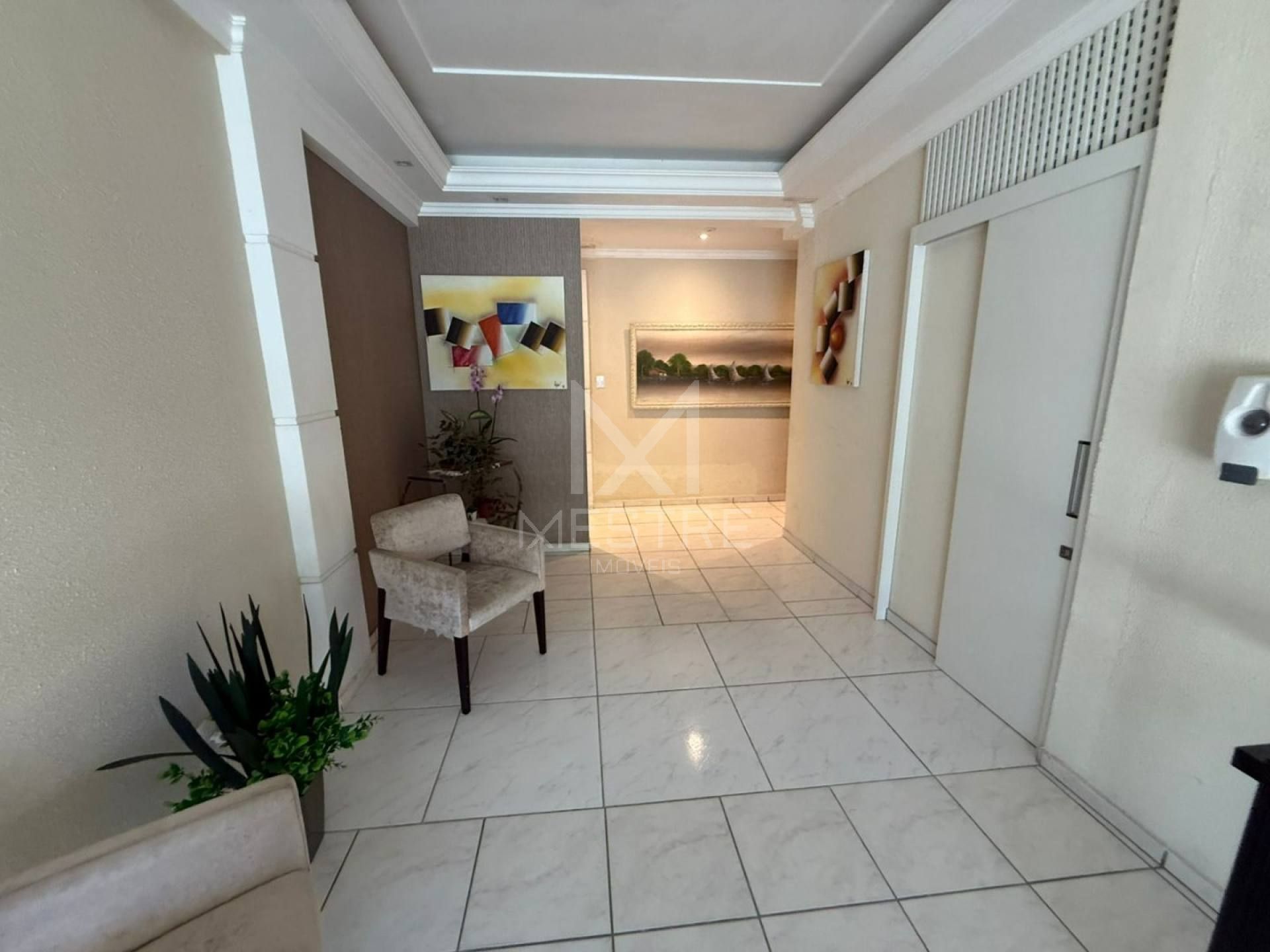 APARTAMENTO FRENTE MAR COM 03 DORMITÓRIOS À VENDA EM BAL. PEREQUÊ
