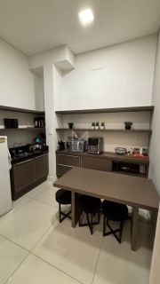 SALA COMERCIAL AMPLA EM ITAPEMA MEIA PRAIA