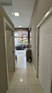 SALA COMERCIAL AMPLA EM ITAPEMA MEIA PRAIA