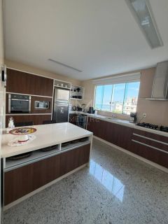 APARTAMENTO COM +300M² FRENTE MAR À VENDA NO VILLA DOS CORAIS