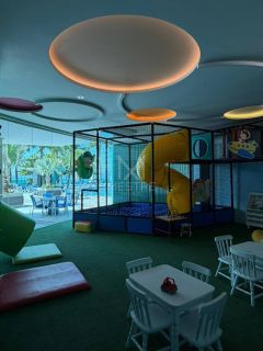 APARTAMENTO COM +300M² FRENTE MAR À VENDA NO VILLA DOS CORAIS