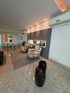 APARTAMENTO COM +300M² FRENTE MAR À VENDA NO VILLA DOS CORAIS