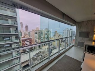 APARTAMENTO FINAMENTE MOBILIADO QUADRA MAR À VENDA NA MEIA PRAIA