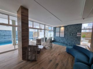 APARTAMENTO FINAMENTE MOBILIADO QUADRA MAR À VENDA NA MEIA PRAIA