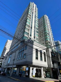 APARTAMENTO AMPLO COM 3 SUÍTES Á VENDA EM MEIA PRAIA ITAPEMA