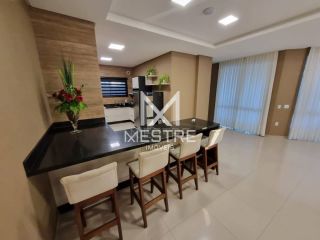 APARTAMENTO COM 03 SUÍTES MOBILIADO À VENDA EM MEIA PRAIA