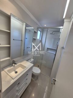 APARTAMENTO COM 03 SUÍTES MOBILIADO À VENDA EM MEIA PRAIA