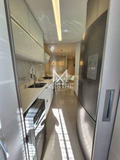 APARTAMENTO COM 03 SUÍTES MOBILIADO À VENDA EM MEIA PRAIA