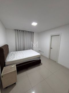 APARTAMENTO AMPLO 3 SUÍTES NA MEIA PRAIA PARA LOCAÇÃO ANUAL