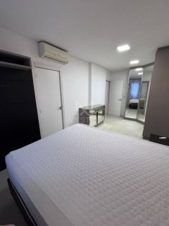 APARTAMENTO AMPLO 3 SUÍTES NA MEIA PRAIA PARA LOCAÇÃO ANUAL
