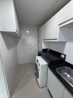 APARTAMENTO AMPLO 3 SUÍTES NA MEIA PRAIA PARA LOCAÇÃO ANUAL