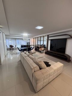 APARTAMENTO AMPLO 3 SUÍTES NA MEIA PRAIA PARA LOCAÇÃO ANUAL