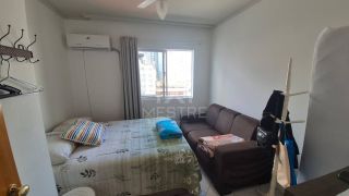 APARTAMENTO QUADRA MAR PARA LOCAÇÃO ANUAL NA MEIA PRAIA