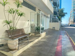 APARTAMENTO QUADRA MAR PARA LOCAÇÃO ANUAL NA MEIA PRAIA