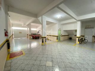 APARTAMENTO QUADRA MAR PARA LOCAÇÃO ANUAL NA MEIA PRAIA