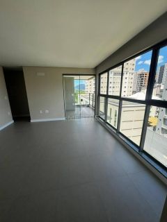 APARTAMENTO NOVO COM 02 SUÍTES À VENDA NA MEIA PRAIA