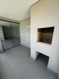 APARTAMENTO NOVO COM 02 SUÍTES À VENDA NA MEIA PRAIA
